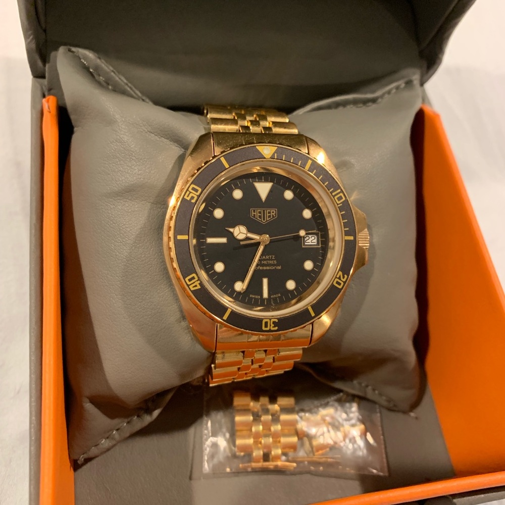 Heuer (Tag) Professional Quartz Submariner